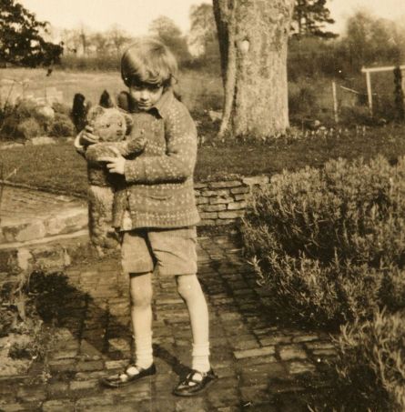 aamiline-and-wife-christopher-robi2n